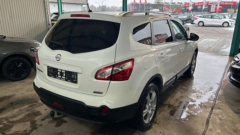 Gebraucht Nissan Qashqai +2 Acenta 131 PS (96 kW) 2012 Weiß SUV