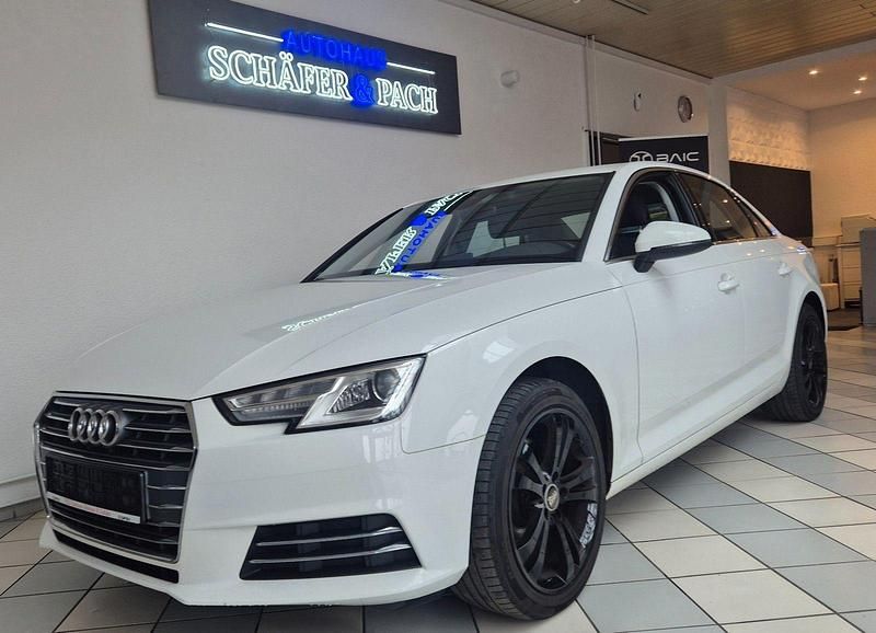 Weiß Gebraucht 2017 Audi A4 Sport Limousine | 11.700 € (Superpreis) - Bild 1/4