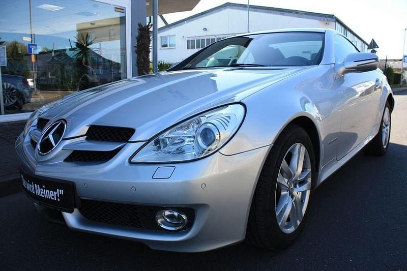 Gebraucht Mercedes SLK200 184 PS (135 kW) 2010 Silber Cabrio