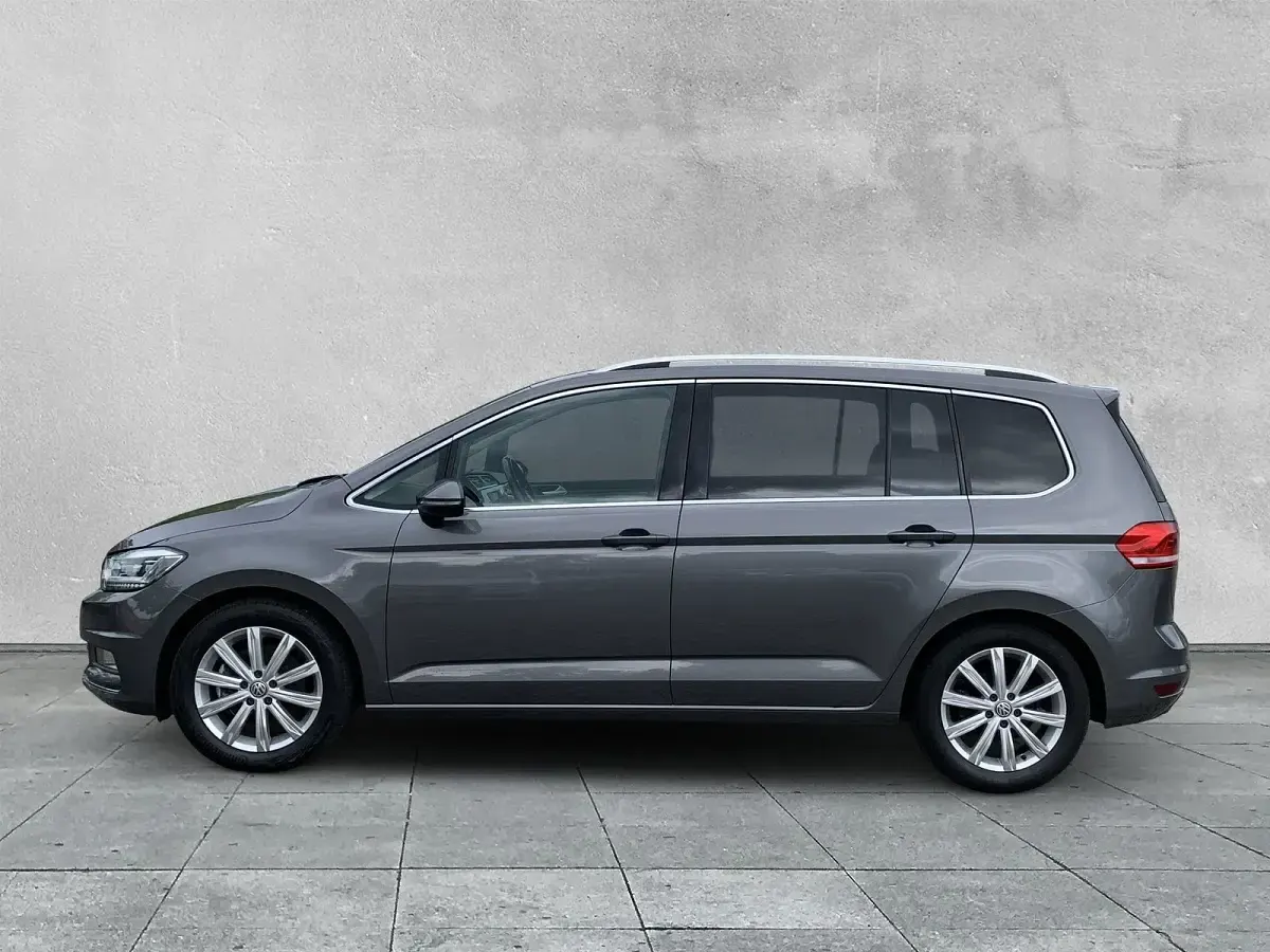 Gebraucht VW Touran Highline 150 PS (110 kW) 2016 Grau Van / Kleinbus