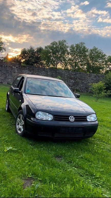 Gebraucht 2001 VW Golf Basis Limousine | 900 € (Guter Preis) - Bild 1/4