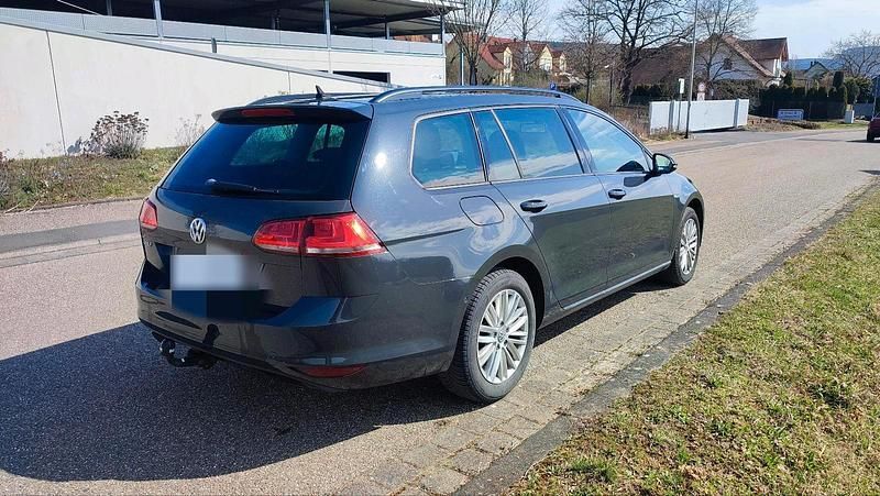 Gebraucht VW Golf VII 110 PS (80 kW) 2015 Grau Kombi