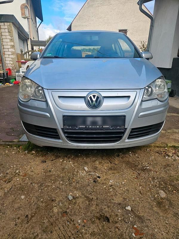 Grau Gebraucht 2007 VW Polo Kleinwagen | 1.650 € (Fairer Preis) - Bild 1/4