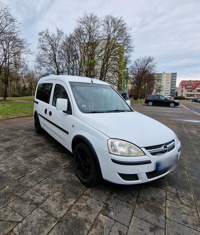 Weiß Gebraucht 2006 Opel Combo Kombi | 2.750 € (Fairer Preis) - Bild 1/4