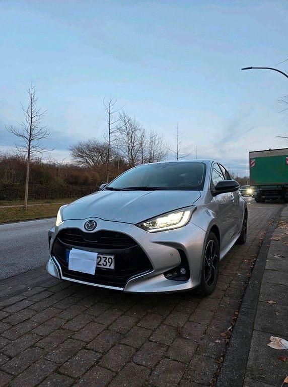Gebraucht Mazda 2 116 PS (85 kW) 2023 Silber Kleinwagen