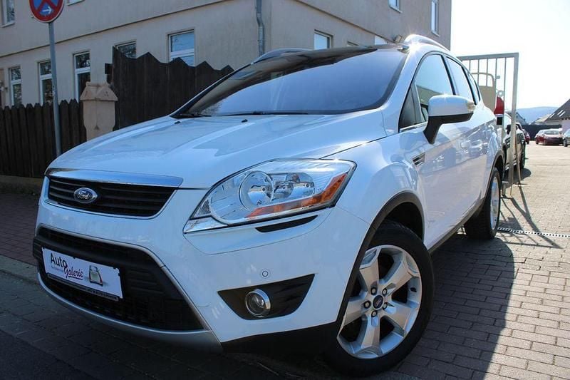 Gebraucht Ford Kuga S 140 PS (102 kW) 2011 Weiß SUV