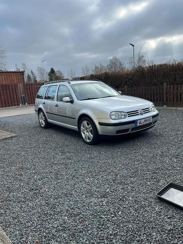 Silber Gebraucht 2002 VW Golf IV Kombi | 3.999 € (Teuer) - Bild 1/4