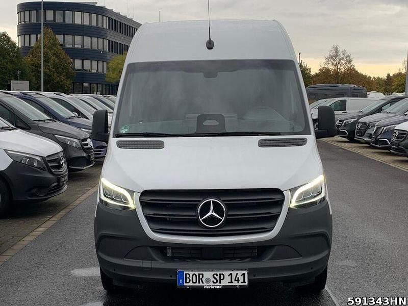 Gebraucht Mercedes Sprinter 190 PS (139 kW) 2025 Weiß Van