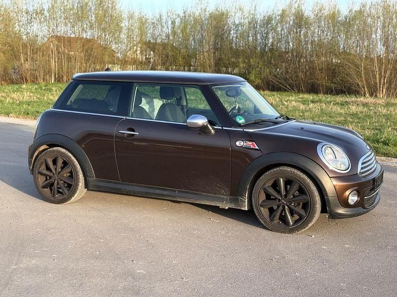 Gebraucht Mini Cooper 122 PS (89 kW) 2011 Braun Kleinwagen