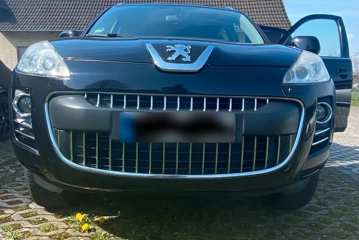 Gebraucht Peugeot 4007 146 PS (107 kW) 2009 Schwarz SUV