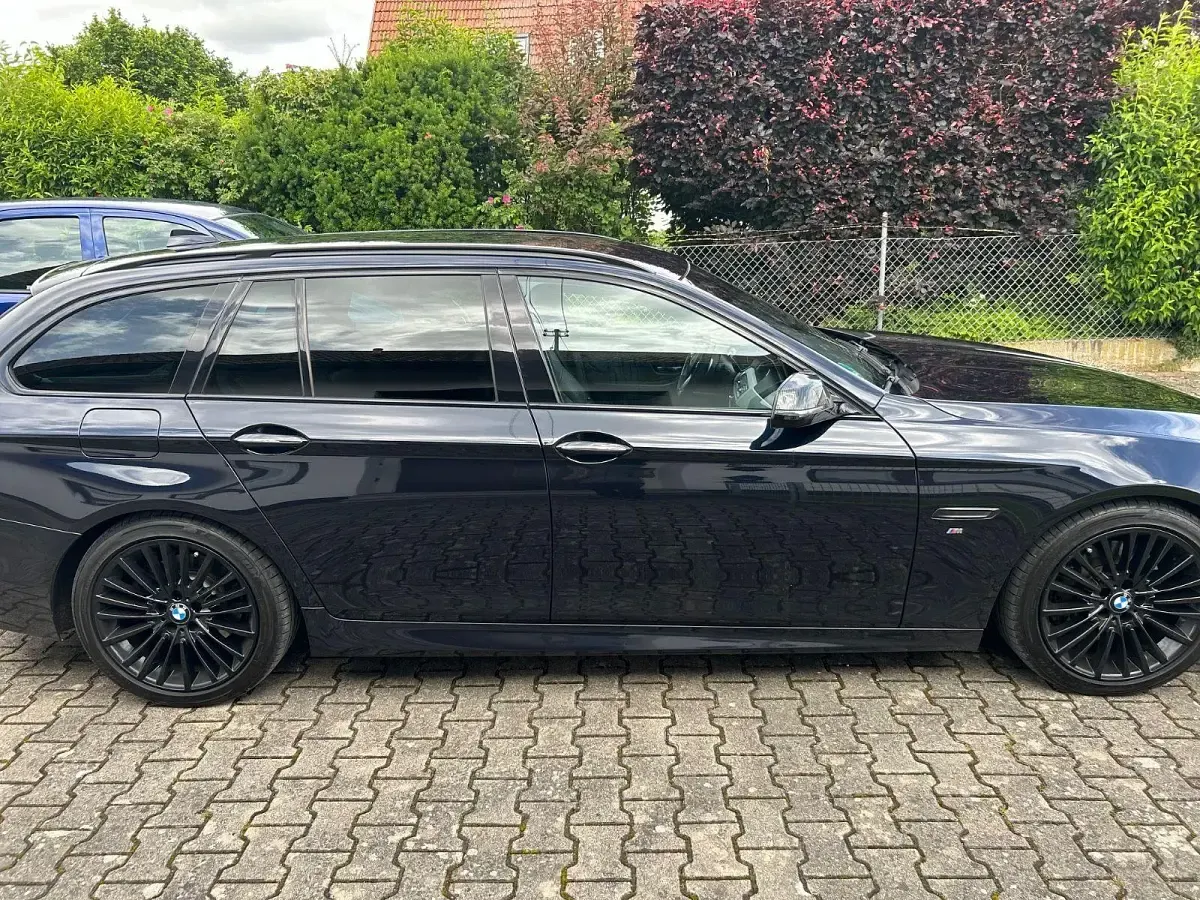Gebraucht BMW 525 Luxury Line 218 PS (160 kW) 2017 Schwarz Kombi