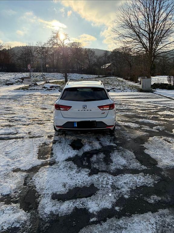 Gebraucht Seat Leon ST CUPRA 280 PS (205 kW) 2015 Weiß Kombi