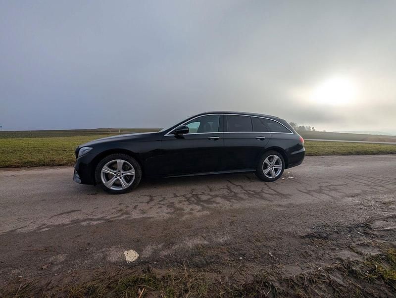 Gebraucht Mercedes E400 AMG line 333 PS (244 kW) 2017 Schwarz Kombi