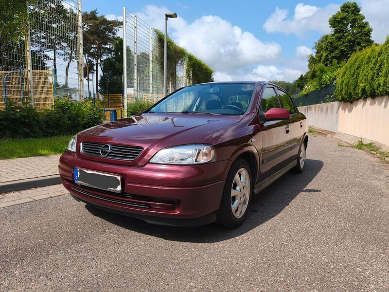 Rot Gebraucht 2004 Opel Astra Njoy Limousine | 1.700 € (Fairer Preis) - Bild 1/4