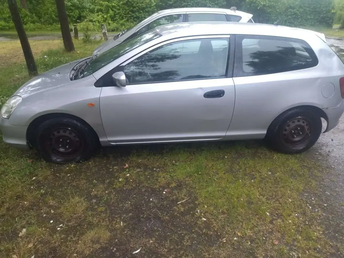 Gebraucht Honda Civic S 90 PS (66 kW) 2002 Grau Coupé
