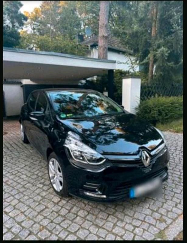 Second-hand Renault Clio IV 2016 Negru Berlinǎ