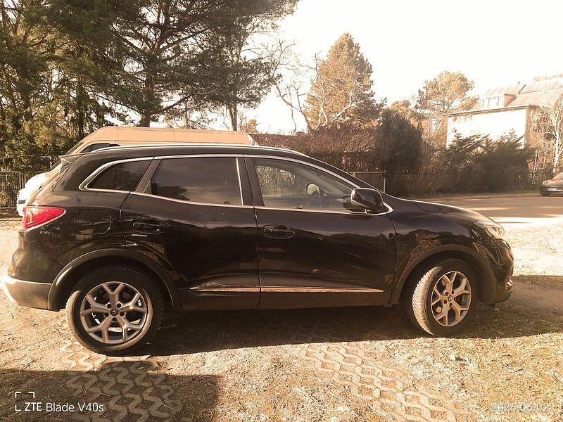 Gebraucht Renault Kadjar Intens 140 PS (102 kW) 2019 Schwarz SUV