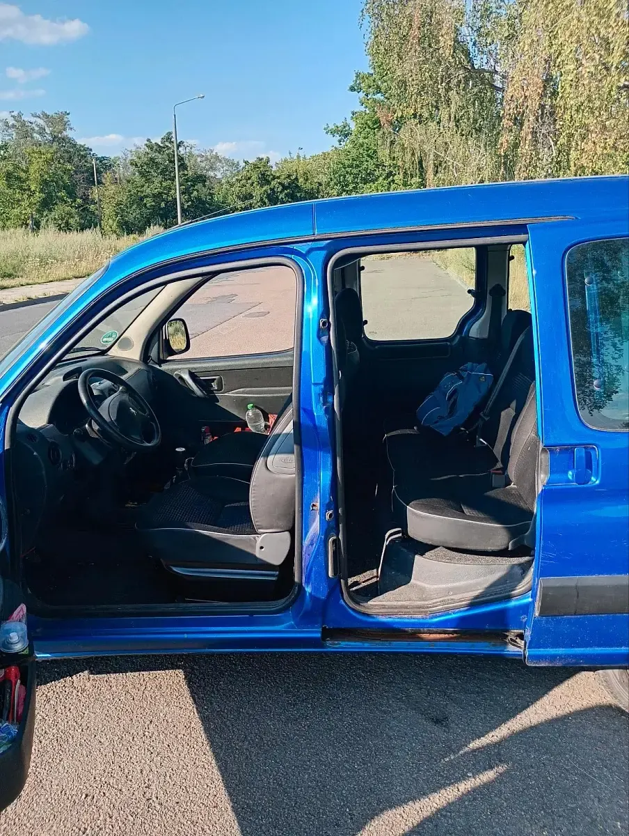 Gebraucht Peugeot Partner 110 PS (80 kW) 2006 Blau Van / Kleinbus