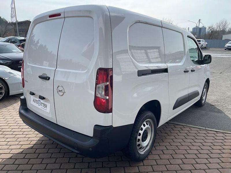 Gebraucht Opel Combo 102 PS (75 kW) 2024 Other Van / Kleinbus