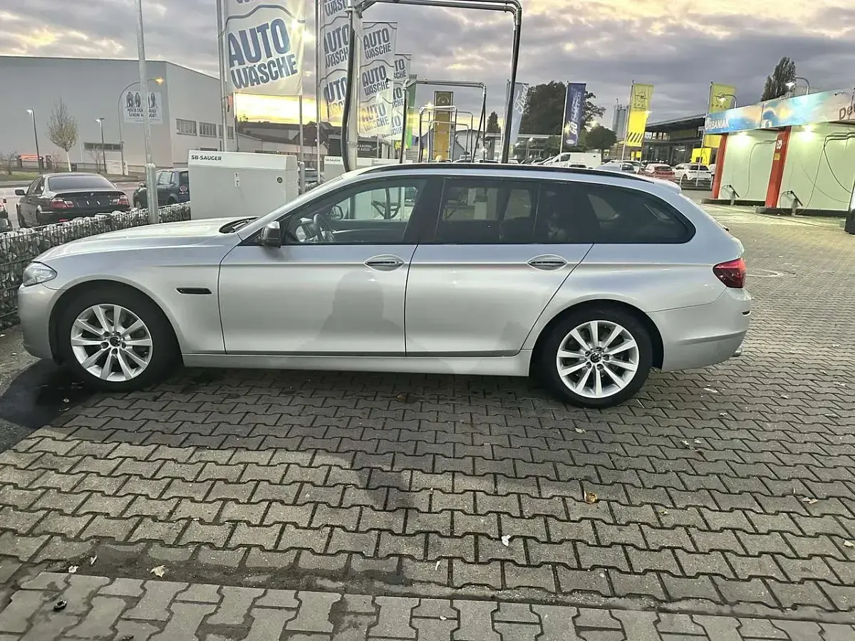 Gebraucht BMW 525 218 PS (160 kW) 2014 Grau Kombi