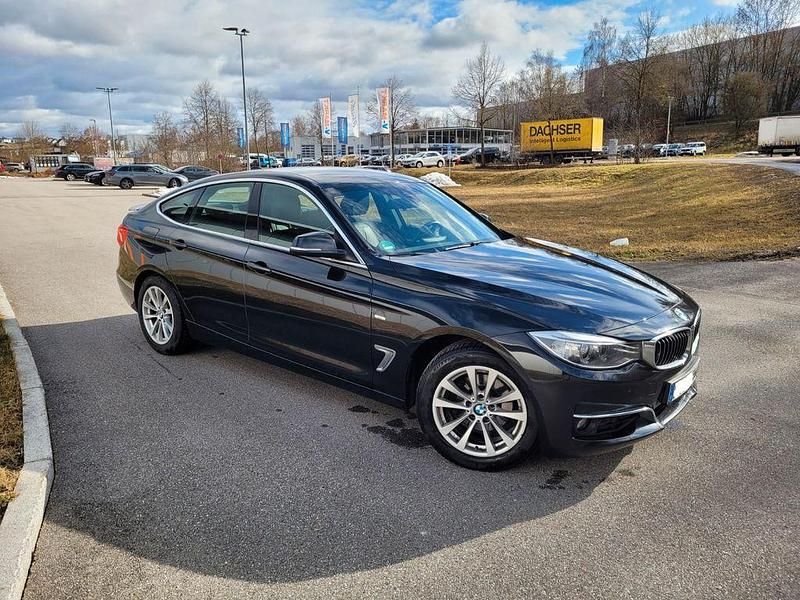 Gebraucht BMW 320 Gran Turismo Luxury Line 184 PS (135 kW) 2013 Schwarz Limousine