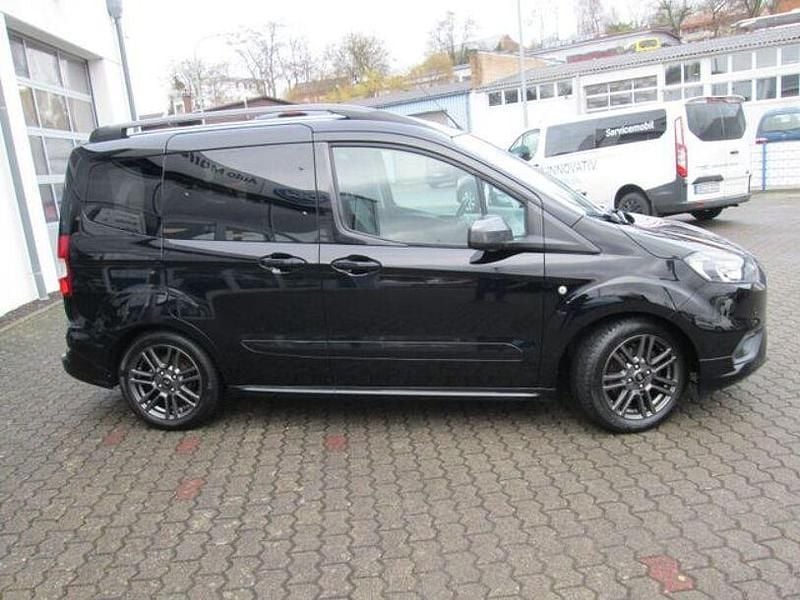 Gebraucht Ford Tourneo Courier Sport 101 PS (74 kW) 2020 Schwarz Van / Kleinbus