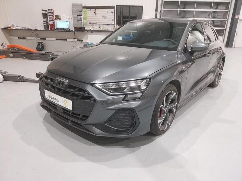 Grau Gebraucht 2025 Audi A3 S-Line Limousine | 41.990 € - Bild 1/4