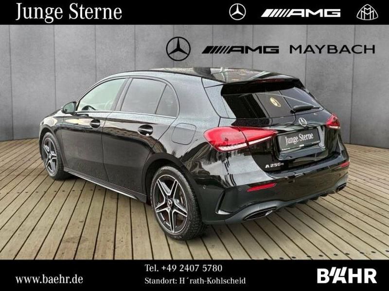 Gebraucht Mercedes A250 160 PS (117 kW) 2020 Unilack nachtschwarz Limousine