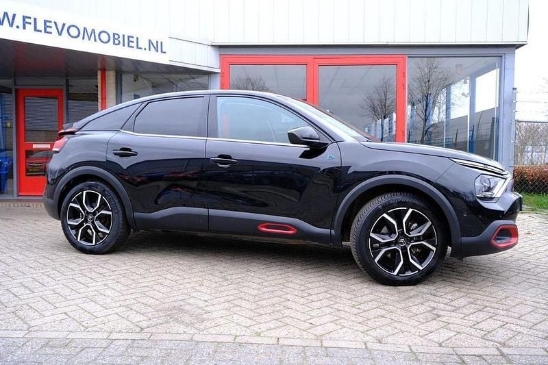 Gebraucht Citroën e-C4 Shine 100 kW (136 PS) 2022 Schwarz SUV