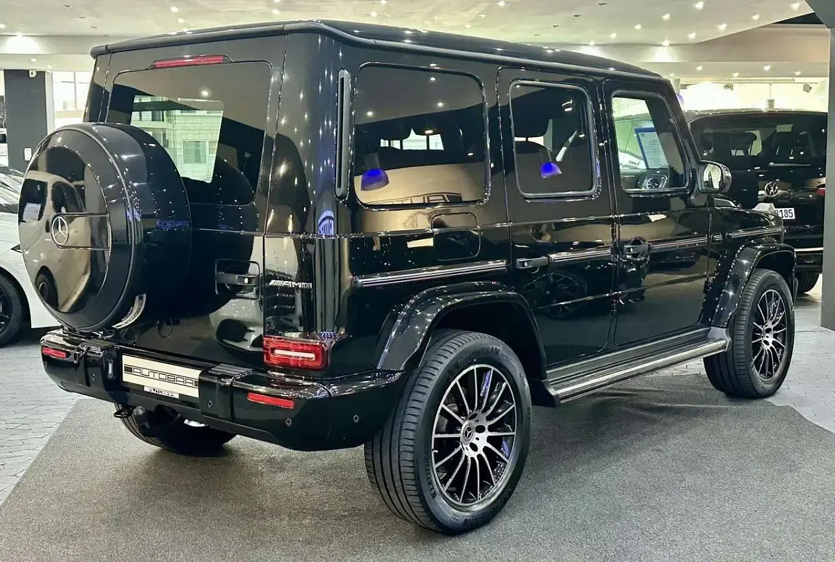 Gebraucht Mercedes G500 AMG line 421 PS (309 kW) 2020 Obsidianschwarz SUV