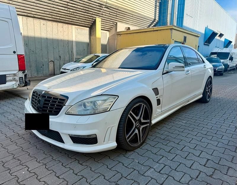 Gebraucht Mercedes S500 387 PS (284 kW) 2011 Weiß Limousine