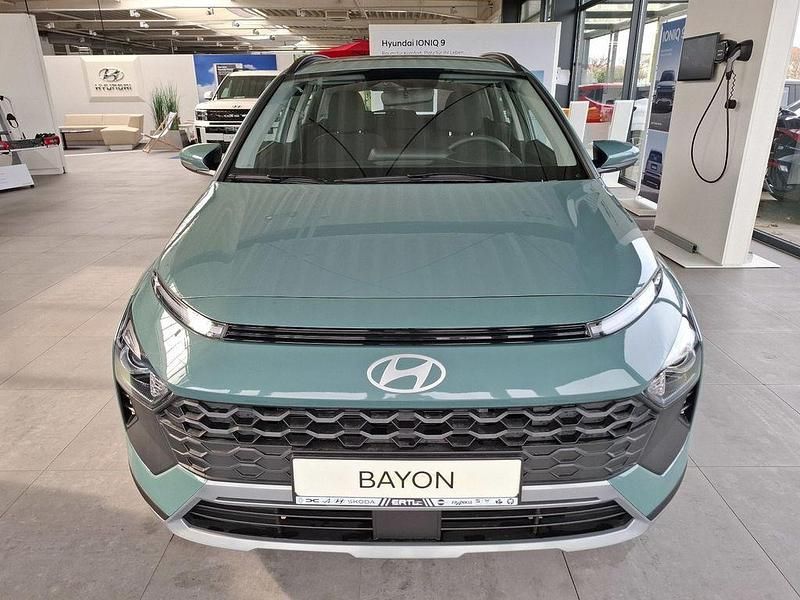 Neu Hyundai Bayon Select 101 PS (74 kW) 2026 Grün SUV