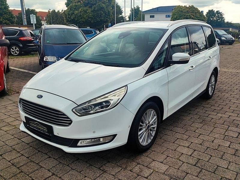 Weiß Gebraucht 2017 Ford Galaxy Titanium Van / Kleinbus | 12.950 € (Guter Preis) - Bild 1/4
