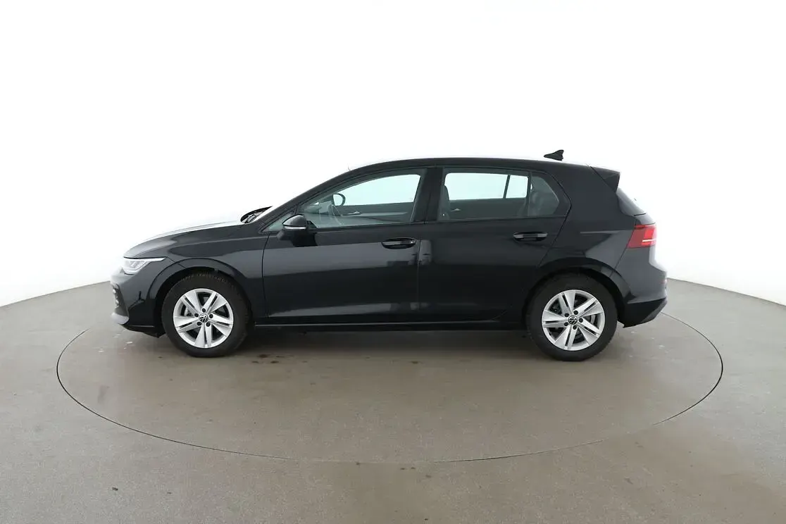 Gebraucht VW Golf VIII Life 150 PS (110 kW) 2024 Schwarz Limousine
