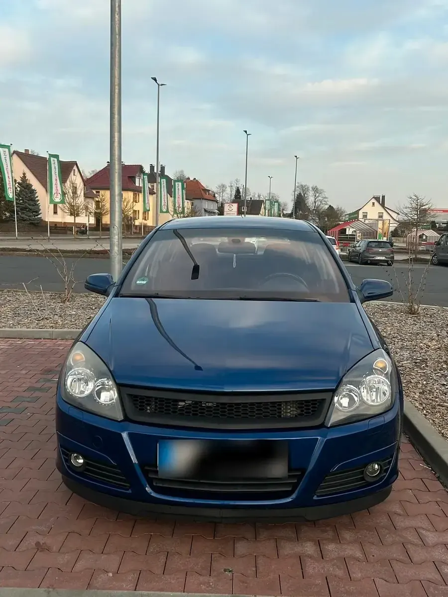 Gebraucht Opel Astra 125 PS (91 kW) 2005 Blau Kleinwagen