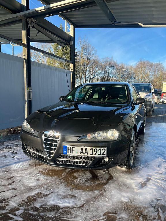 Gebraucht Alfa Romeo 147 120 PS (88 kW) 2007 Andere farben Kleinwagen