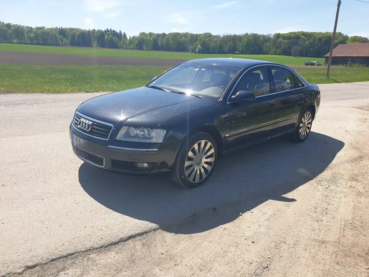 Usata Audi A8 233 CV (171 kW) 2005 Nero Berlina