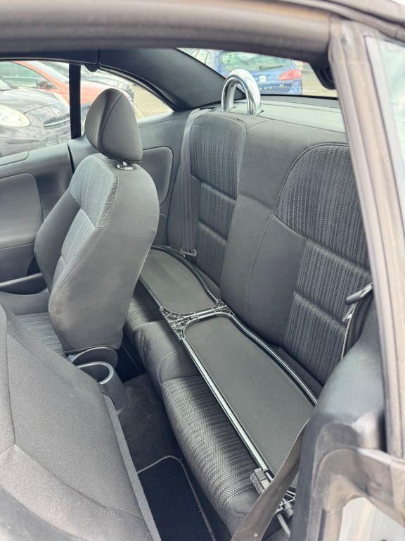 Gebraucht Peugeot 207 CC Active 120 PS (88 kW) 2013 Grau Cabrio