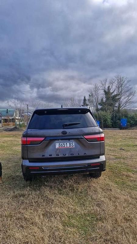 Gebraucht Toyota Sequoia 436 PS (320 kW) 2024 SUV