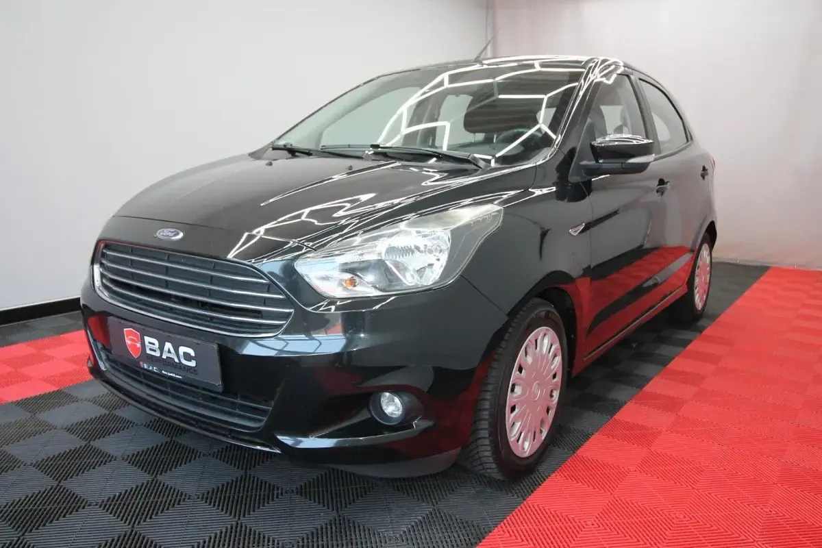 Gebraucht Ford Ka Plus Cool & Sound Edition 86 PS (63 kW) 2016 Schwarz Kleinwagen