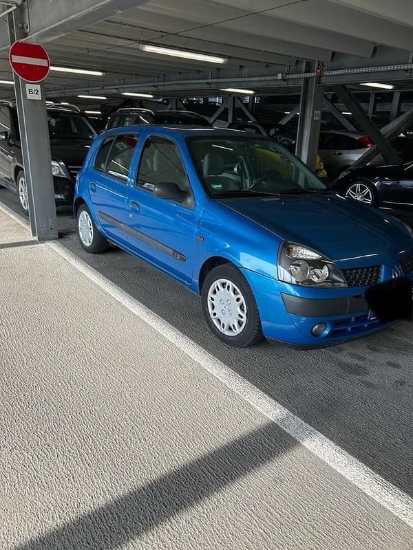 Gebraucht Renault Clio II 58 PS (42 kW) 2002 Blau Kleinwagen