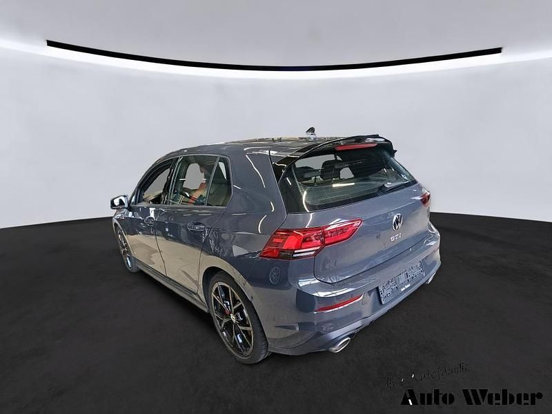 Gebraucht VW Golf VIII 300 PS (220 kW) 2024 Grau Limousine