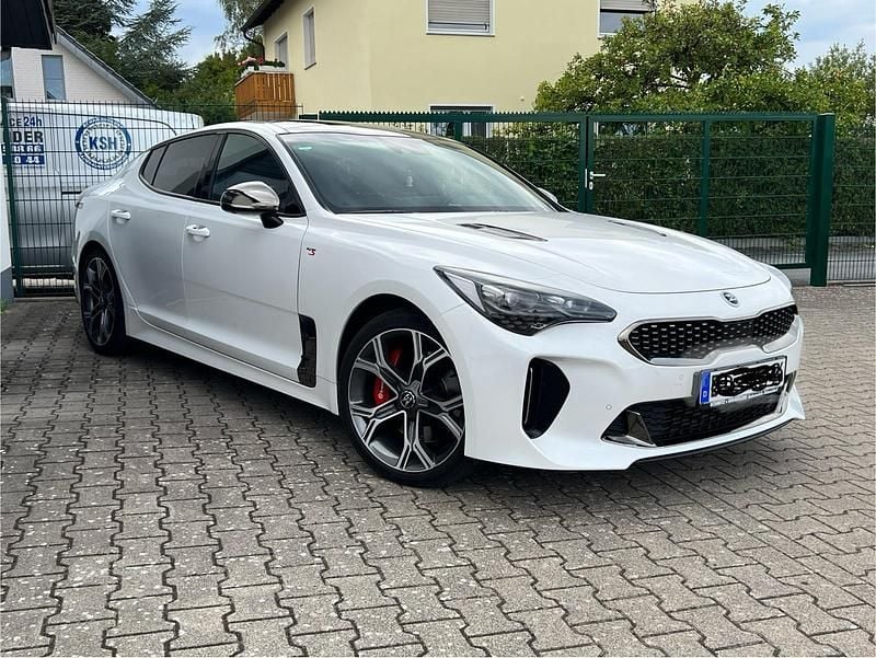 Gebraucht Kia Stinger GT 370 PS (272 kW) 2019 Weiß Kleinwagen