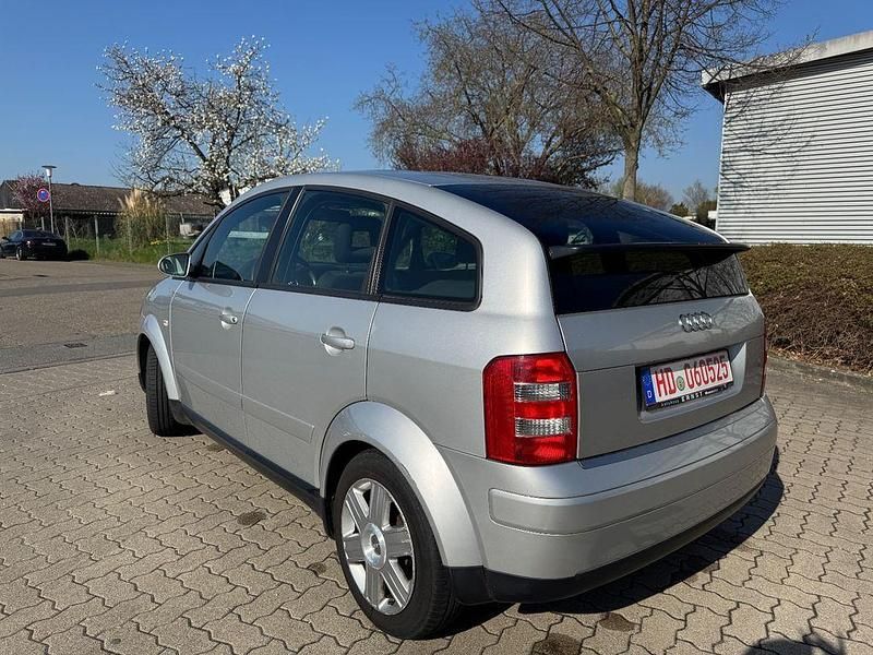 Gebraucht Audi A2 75 PS (55 kW) 2002 Silber Kleinwagen