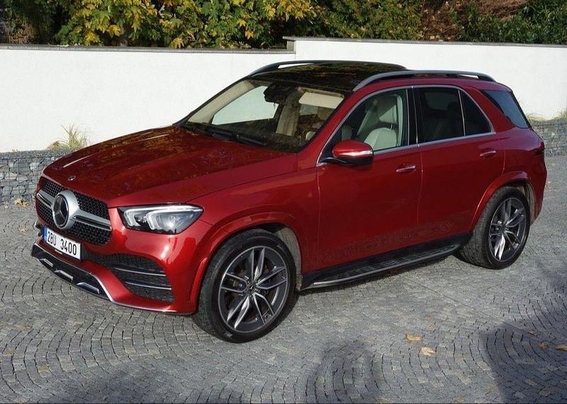 Rot Gebraucht 2021 Mercedes GLE400 AMG SUV | 58.480 € (Etwas zu teuer) - Bild 1/4