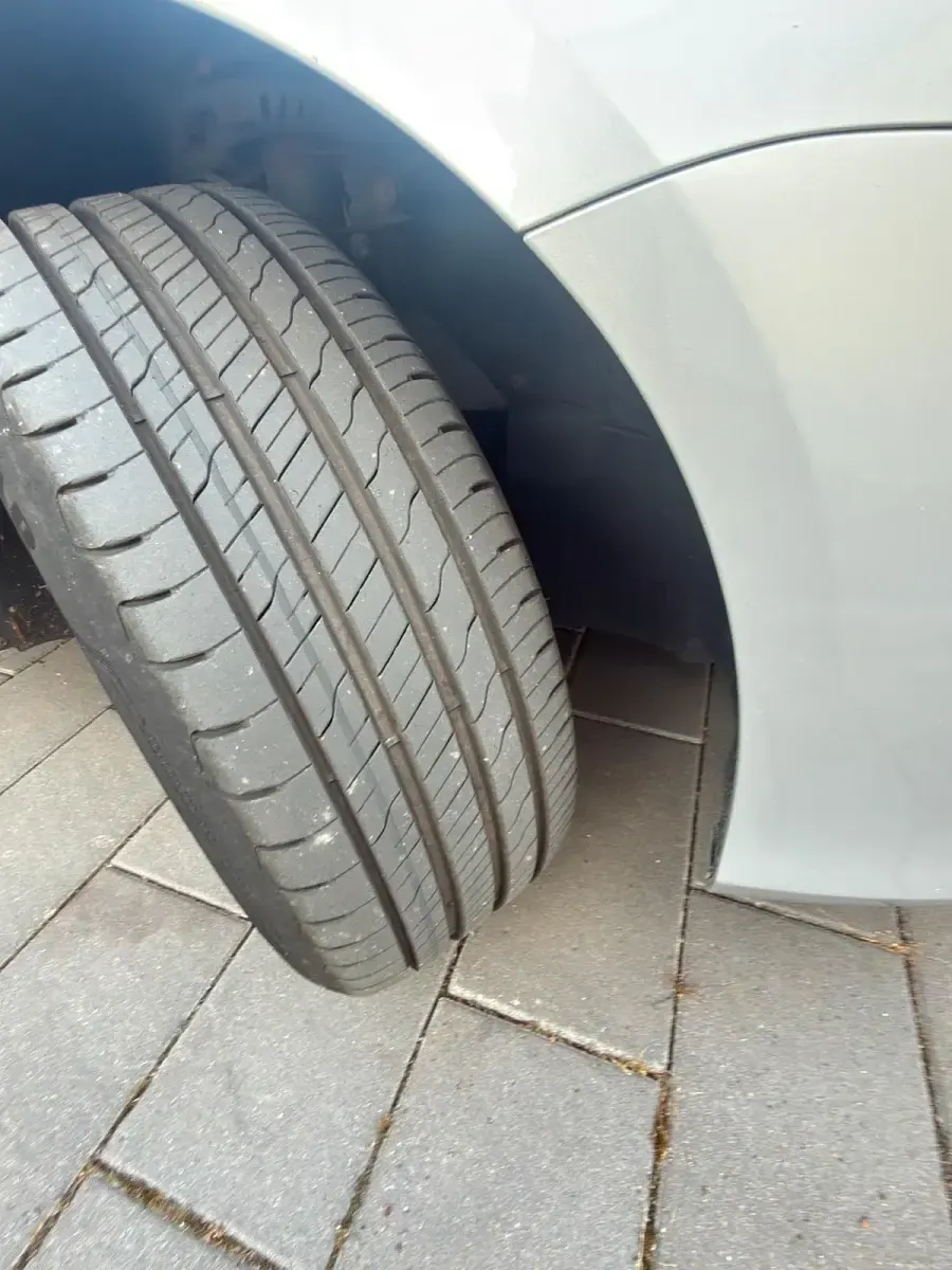 Gebraucht VW Passat 122 PS (89 kW) 2011 Silber Kombi