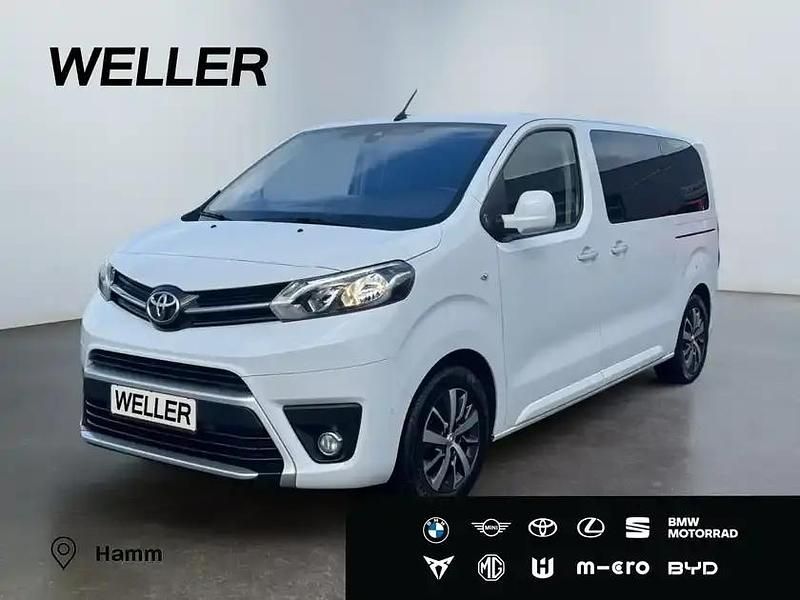 Gebraucht Toyota Proace Team 144 PS (105 kW) 2023 Ice white (weiss) Van / Kleinbus
