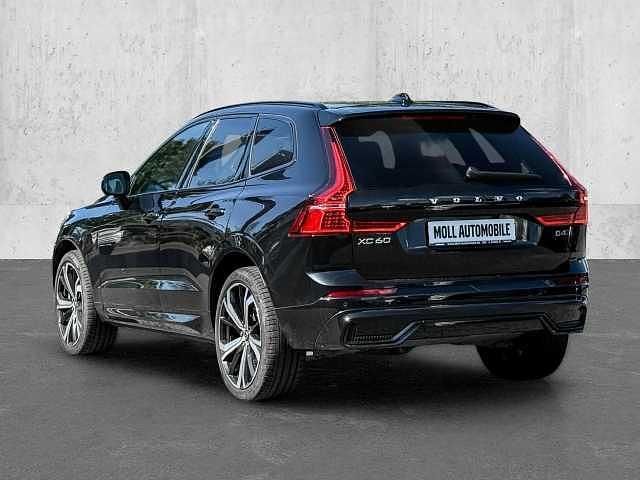 Gebraucht Volvo XC60 145 PS (106 kW) 2023 SUV