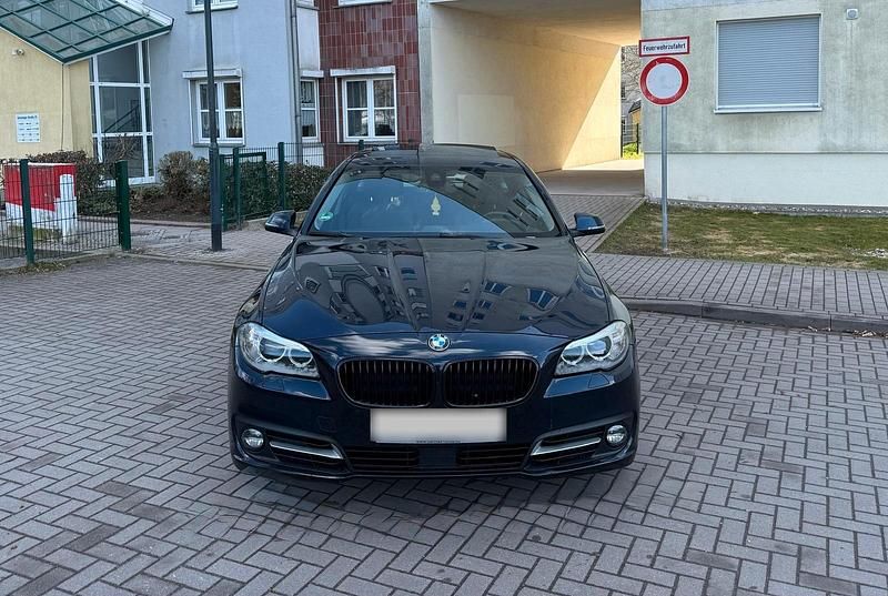 Gebraucht BMW 530 258 PS (189 kW) 2015 Kombi