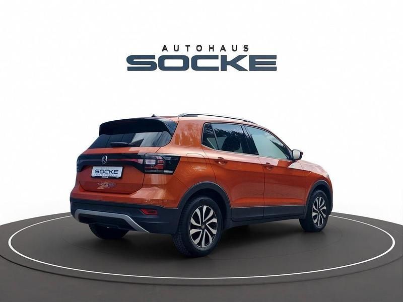 Używany VW T-Cross Active 95 KM (69 kW) 2022 Pomarańczowy SUV